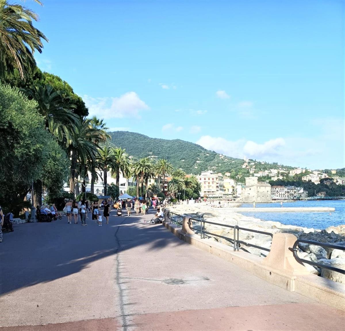 Fronte Del Golf Apartamento Rapallo Exterior foto